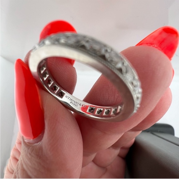 Tiffany Setting Wedding Band in Platinum with a Full Circle of Diamonds - Picture 9 of 9